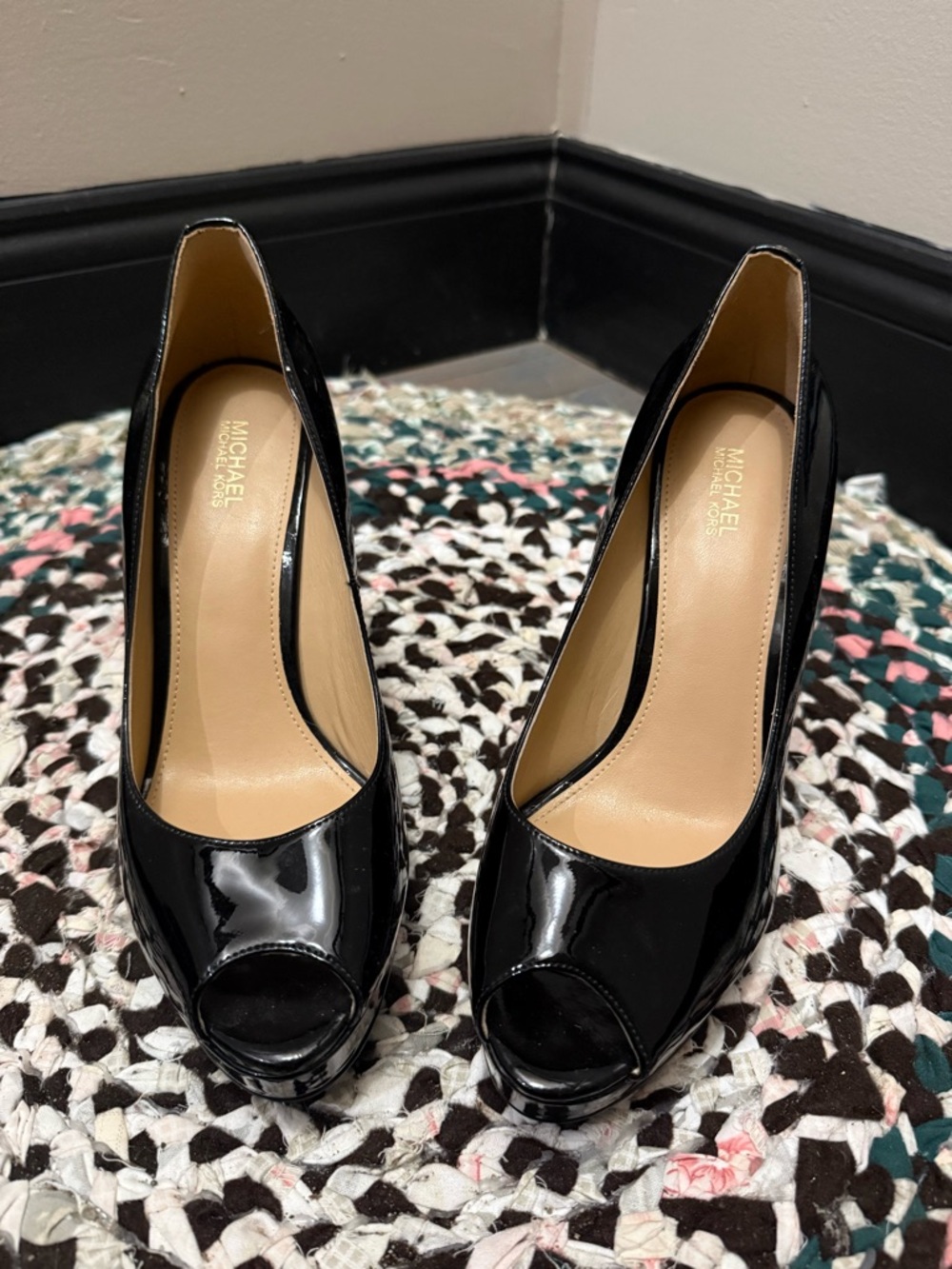 Michael Kors Erika Black Patent Leather Peep-Toe Heels NWT